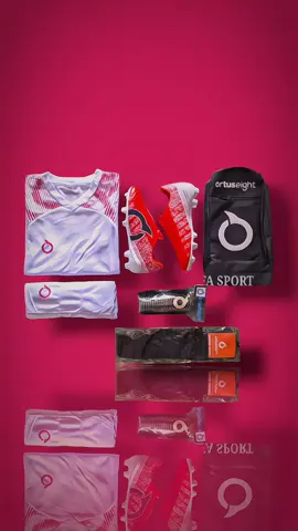 Paket Komplit Sepatu Bola Ortuseight Berkualitas Keren Best Seller outdoor sport Boots #sepatubola #sepatuolahraga #paketkomplit #promo 