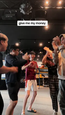 Give me my money trend #givememymoney #funnyvideo #companycontent #fypシ #fypシ゚viral 