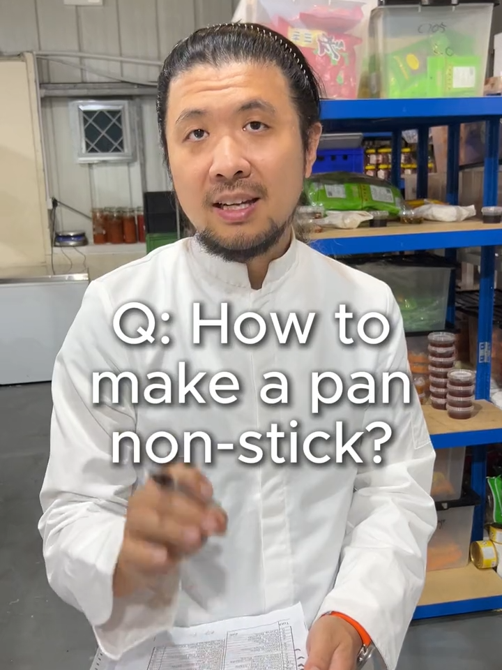 did you know about this trick? 😏 #nonstickpans #CookingHacks #cookingtiktok #homecooking #cookathome #cheftips #chinesefood #chineserecipes