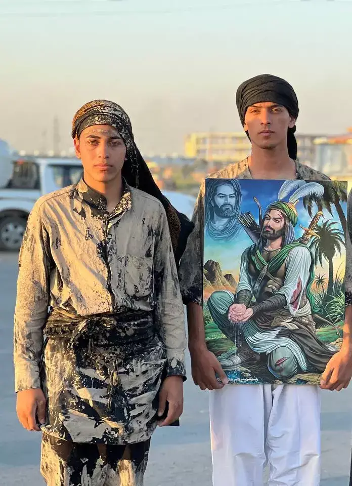 الخدام 