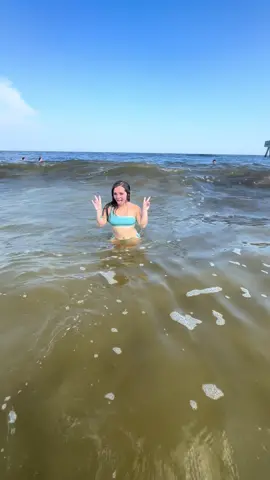 When reality hits you 🥲 #fyp #lp #ocean #funny #hit #waves #tybee 