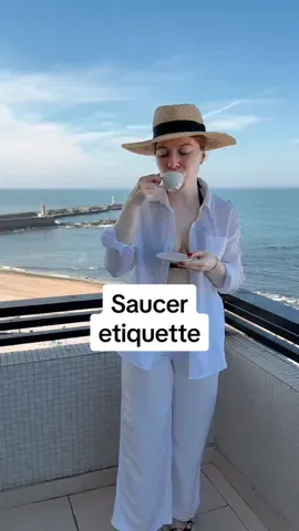 SAUCER ETIQUETTE ☕️ The saucer helps us to both avoid spilling and to carry the spoon 🥄  But did you know the saucer’s role is different depending on the venue? 🤔 ➡️ If we are seated at a table, proper etiquette advises to lift the cup only whilst the saucer stays on the table ✅  However… ➡️ the moment we stand up or lean away from the table, the saucer should be carried with ✅ #etiquette #etiquettetips #manners #elegance #elegantlady #coffeeetiquette #teaetiquette #tablemanners #diningetiquette 