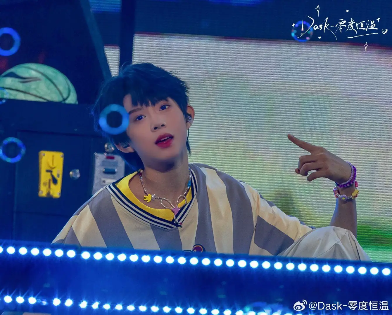 Xả ảnh xả ảnh thôiiii🥰 #trầndichhang #陈奕恒 #tf家族四代 #tưr: Weibo lụm nhặt 