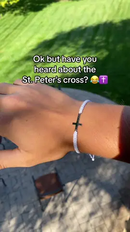 🤣 #god #jesus #tiktokshop #cross #tiktokmademebuyit #bracelet #foryou #product #viral #christian 