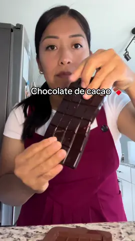 Chocolate de cacao con miel de abeja 🍫 🍯 quedó súper rico 😋 para hacerlo vas a necesitar: 1 cucharada de mantequilla sin sal, una taza y media de cacao ya molido y una taza de miel de abeja. Se mete al congelador por unas 3 horas y listo. #chocolate #chocolaterecipe #cacao #GemaCervantes #recetasfaciles #chocolatelover 