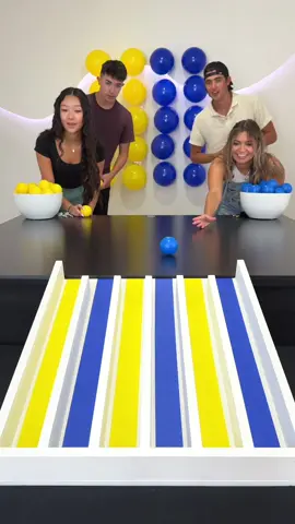 These always get so intense at the end 😂 #balloon #pop #familytime #game 