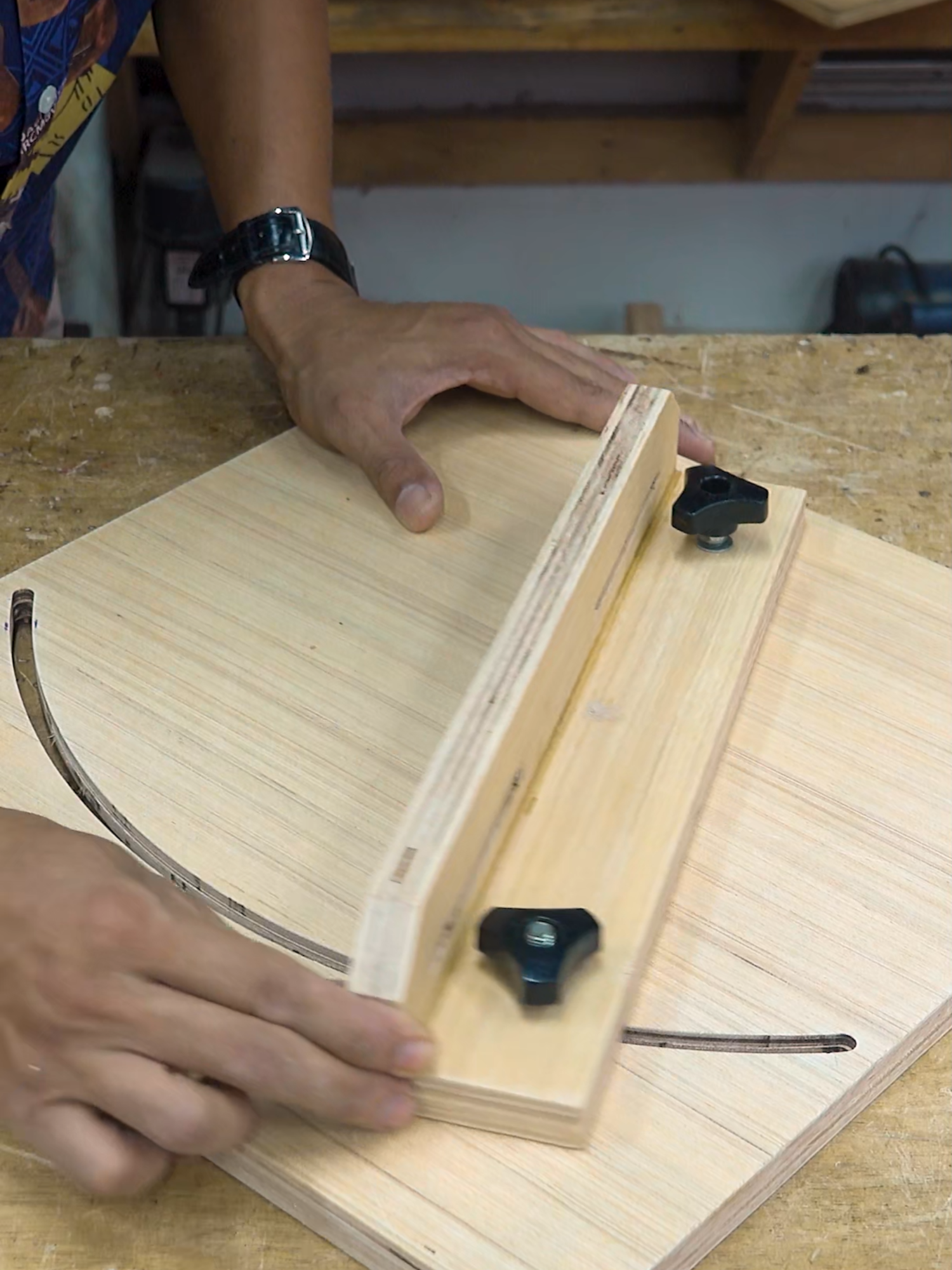 Transform your table saw experience with a DIY Adjustable Angle Cross Cut Sled. This innovative tool allows for precise cuts at various angles, making your woodworking projects easier and more enjoyable. Start building today! (Part1) 🔨📐 #TableSaw #Craftsmanship