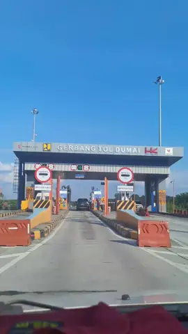 jalan tol dumai pekanbaru 😝