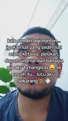 👋👋👋 lucu aku sekarang... Sudah kehilangan kerja yg bagus, rumah tangga hancur, dipisahin pulak ama anak 🌬 Sendiri... hanya bisa memendam sendiri 🤢 #lucu #gaktau #ntahlah 