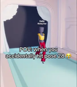 THIS POSE SCARES ME TBH  😭💀#dresstoimpress #pose28 #roblox #robloxgame #robloxfyp #fy #fyp 