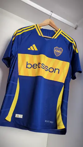 🔵🟡 La nueva camiseta de @Boca Juniors x @adidas, en detalle. ¿👍🏻o 👎🏻? #bocajuniors #adidas #camisetas #futbol