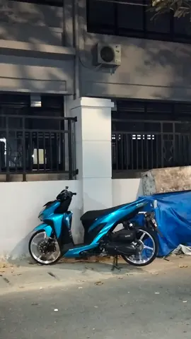awal excited tiba tiba berubah jadi cuek, itu knp? #vario #variomodifikasi #vrioo #fypage  @𝙑 𝙍 𝙄 𝙊 𝙊 