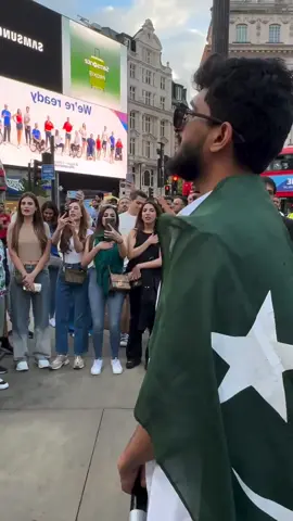 14 August in London 🇬🇧 Piccadilly circus 🇵🇰 #edinburgh #foryou #trending #beautifulview #tiktok #london #fypシ゚ #unitedkingdom #viralvideo #foryoupage #travel #londonlife #viral #fyp #uktiktok #14august 