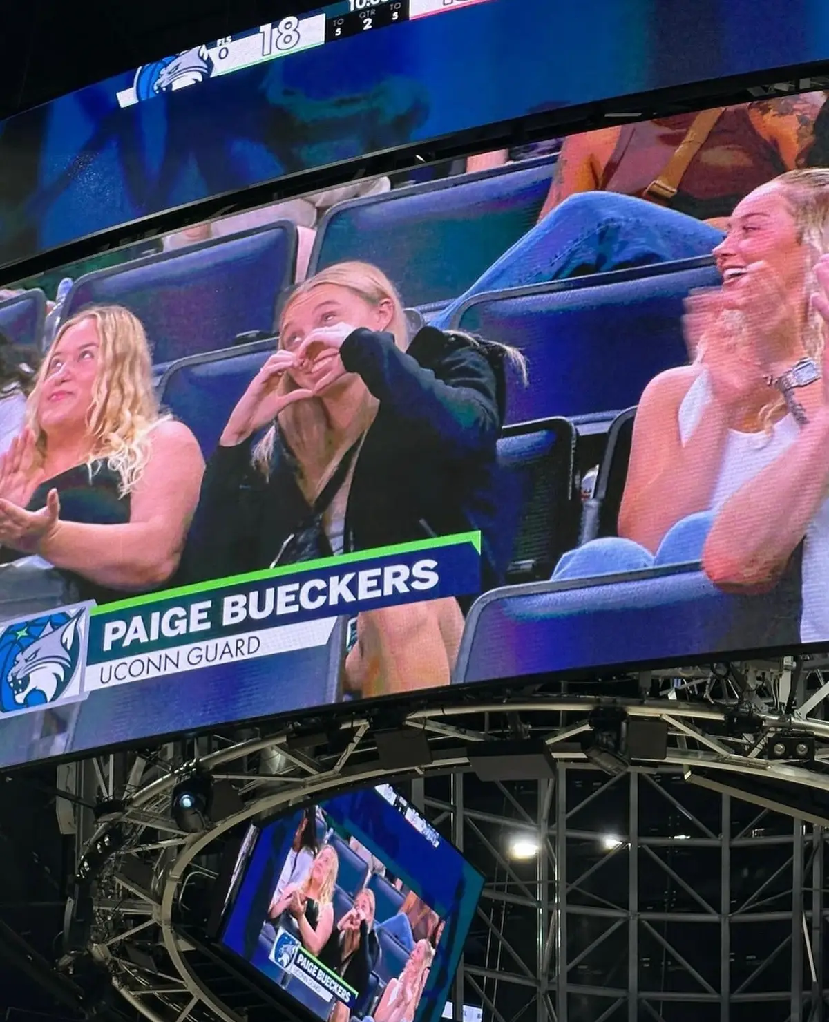 oh hey @Paige Bueckers cant wait for the pb and lili reunion 🥹🥹 #paigebueckers #aaliyahedwards #uconnwbb 