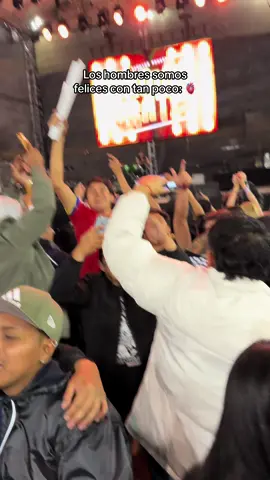 La cumbia de los trapos 🙌🏻⚽️  #YerbaBrava #Trapos #Cumbia #LaCumbiaDeLosTrapos #Quito 
