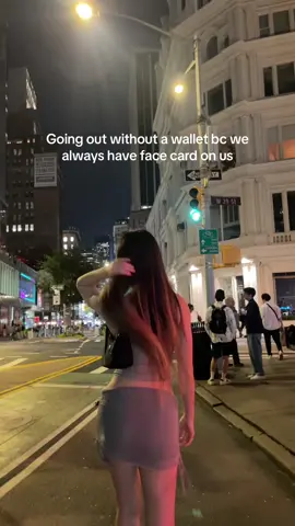 Walking everywhere in heels is no joke😭 @natauhlys #nyc #asian
