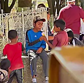 Ainda existe esperança na humanidade. 🥺🙏 #cena #triste #videoviral #viral 