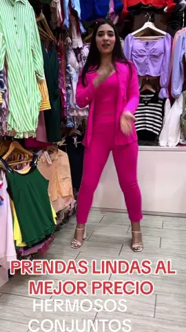 HERMOSOS CONJUNTOS YA DISPONIBLE 👚✨ Ropa linda para mujer al mejor precio 💸 Contamos con tienda física en Quito y hacemos envíos a todo el país 🚚  CONTÁCTANOS ☎️ 099521 8212  #ropamujer #conjuntosfemininos #ecuador  #emprendimiento #tiendaropa #modafemenina 