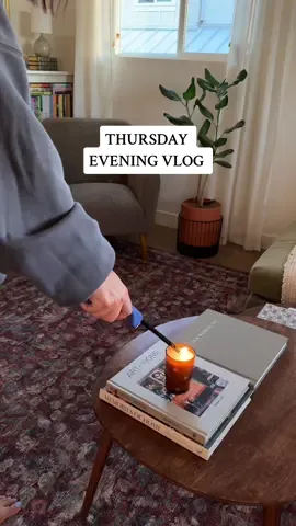 havent been feeling well this week so im busting out the fall candles and peppermint tea to start a new book #cozyathome #cozyhome #homedecor #homedecorinspo #eveningvlog #cozyaesthetic #homeaesthetic #reading #startanewbookwithme #bookshelves #booksasdecor  