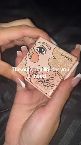 #highlighter #makeup #cookiehighlighter #benefit #benefitmakeup #fyp #trend #xyzbca #makeuptok #foryou 