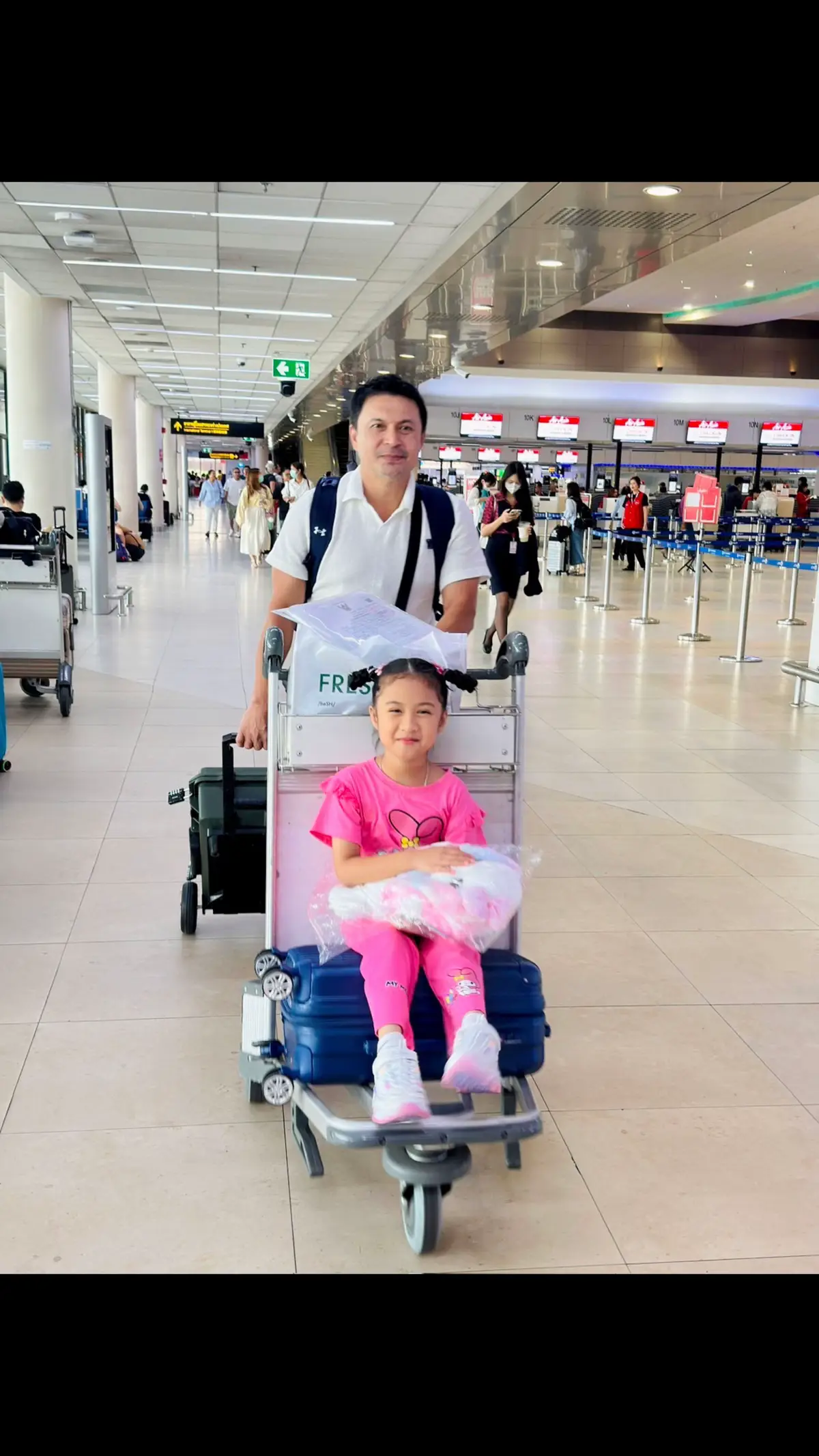 #เที่ยวกันสองพ่อลูก#พ่อน้องอุ่นจัง #คุณพ่อเลี้ยงเดี่ยว #ผู้ชายเลี้ยงลูก #คิดถึงคนบนฟ้า #สิ่งที่มองไม่เห็นไม่ใช่ไม่มีอยู่จริง 