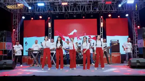 BERKIBARLAH BENDERA NEGERIKU #berkibarlahbenderanegeriku #adellagrils #omadella #dangdutkoplo #cumicumiaudio #hennyadella #fypシ゚viral 