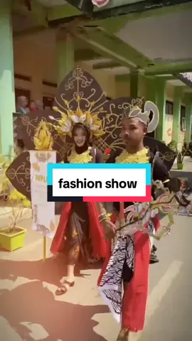 (𝐒𝐇𝐈𝐍𝐓𝐀 & 𝐑𝐀𝐇𝐖𝐀𝐍𝐀) #ximplb1 #smkn1cipunagara #fashionshowsekolah #wayangkulit #4u #xyzbca #foryou #smkbisa #CapCut #lomba17agustus #daurulang #newtrend #trendingvideo #trending #JelajahMerdeka 