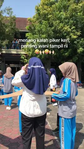 🤪🤪🤪🤪#fypシ゚viral #katakata #trendkelas #sekelas #agustusan2024 #lomba17agustus 