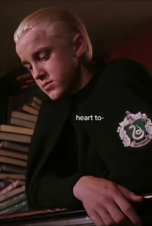 Poor Draco... He needs to do it :( (But sorry if these words are small 😓)