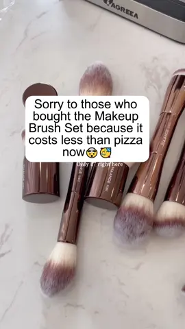 Actually a time save!!! Quickly cover up all of my problem areas !!! ✨✨🌟You can easily get a smooth & flatwless base makeup!!! #makeupbrushset #foudation #basemakeup #beaut #spotlight #spotlightfinds #summersale #TikTokMadeMeBuyIt 