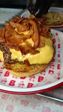 Arrivano due BCB SUPREME !! - - - #butterburger #americanfood #smash #smashed #patty #hotdog #clubsandwich #napoli 