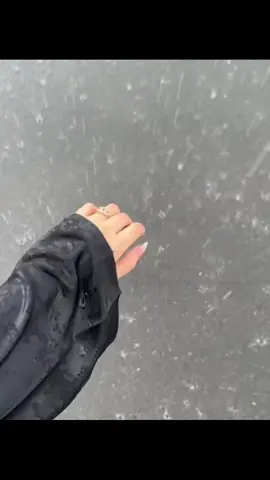 #CapCut  #marziteri #kamliya #song #rain #foryo #foryou #for  #viral  #viralvideo #trend  #girls 