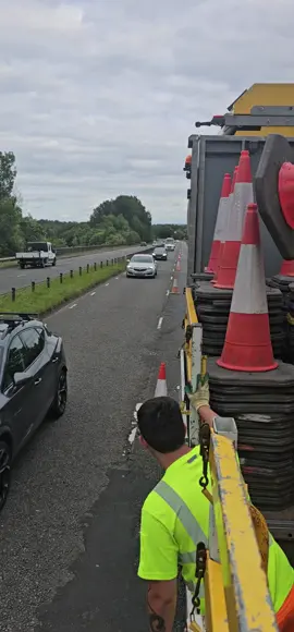 Friday shift complete 🙌 holiday for a week now 👌🏻 #scottish #foryou #trafficmanagement #tmlife #worklife #fyp 