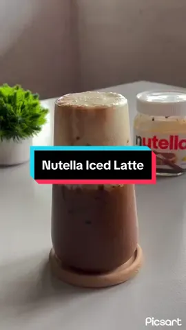 Nutella Iced Latte 🍫🌰 Recipe -1-2 tbsp nutella -2 tbsp instant coffee or double shot espresso -Shake well -Ice cubes -100ml milk cold foam -Froth it #homecafe #cafe #aestheticdrinks #aestheticdrinkscreation #nutella #iced #latte #contentcreator #videocreator #tiktok #tiktokmalaysia #borneo #malaysia 