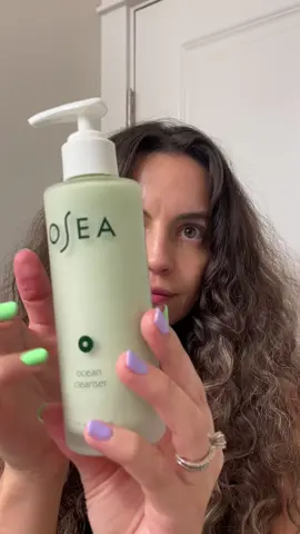 It feels clean! And it is clean! 🥒 #oseamalibu #naturalskincare #nightimeroutine @OSEA Malibu 