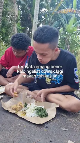 #fyppppppppppppppppppppppp #masukberandafyp #xyzbca #makan #kasian 