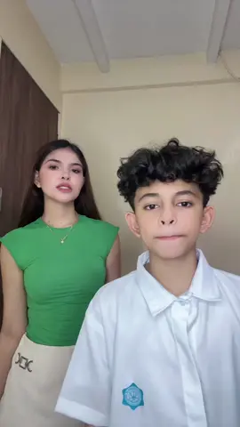 Hulaan nyo new school ni wallad.