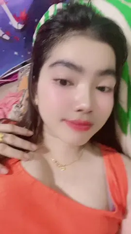 បងៗទៅណាយកម្នាក់នេះទៅផង