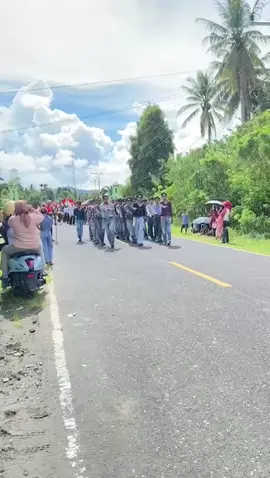 Gerak jalan dengan style 90an😄 #videolucuviral😂 #gerakjalan17an #sorotantiktokfypシ #style90an 