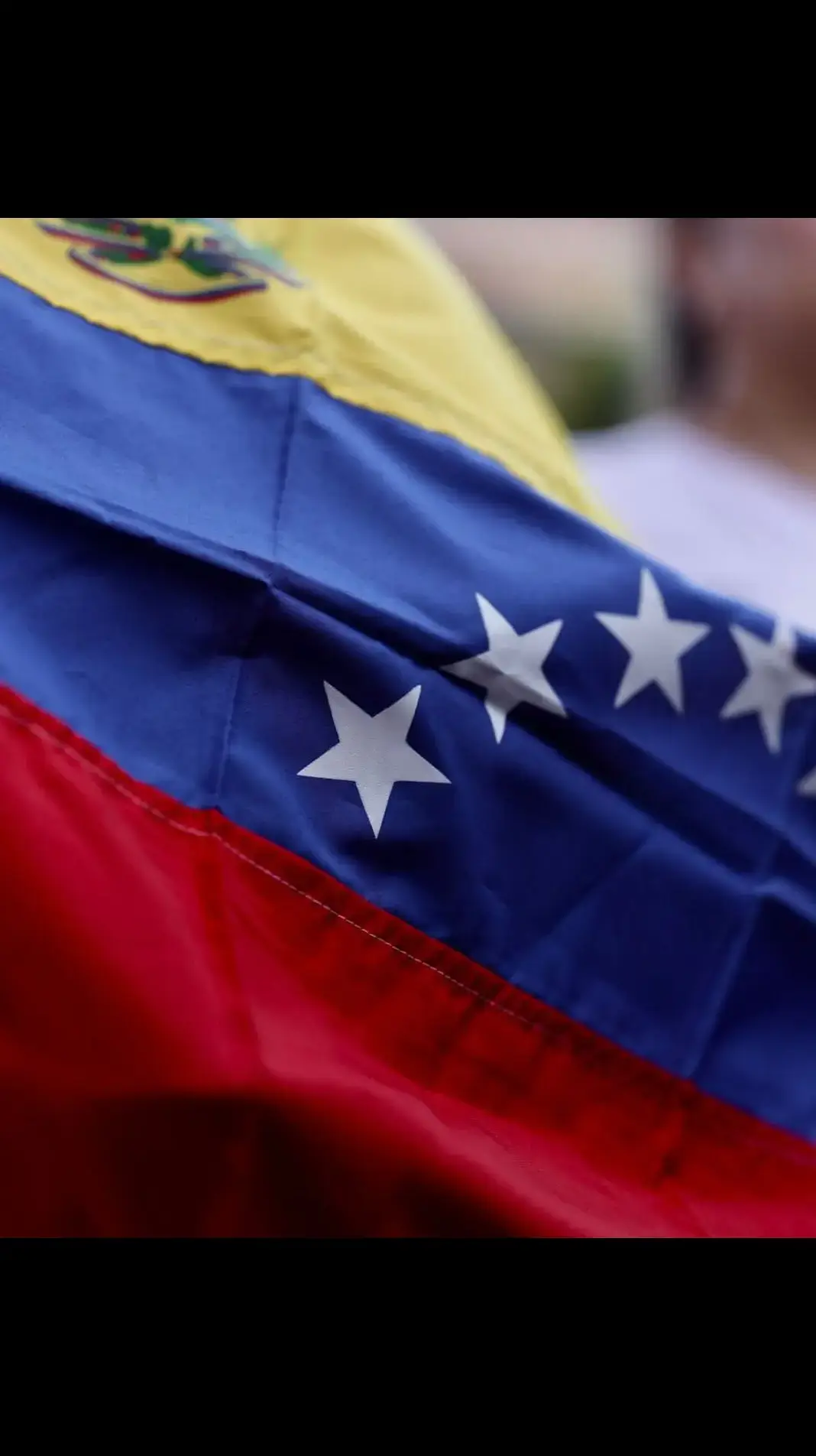 Hoy, 17 de agosto de 2024 hacemos historia! Los venezolanos en todo el país y en el mundo, unimos nuestra fuerza por la verdad y el respeto a la Soberanía Popular. Sal a la calle llevando en una mano tu bandera y en la otra a tu hijo, a tu hermano o a tu madre. Con confianza y firmeza, porque vamos a triunfar: Venezuela será libre y uniremos a nuestras familias en esta Tierra de Gracia. De la mano de Dios, hoy nos encontramos en la calle! @mariacorinamachado 