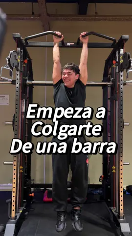 Soles hacer esto vos?  #colgarse #dolordeespalda #descontracturante #colgarsedelabarra #fitnessargentina #altura #enanos 