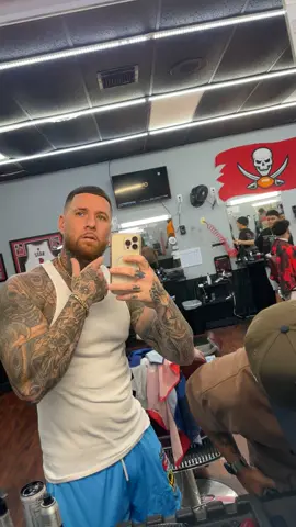 Im so back #fypシ゚viral #fyp #trending #haircut #viral