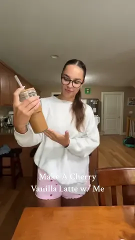 Inspired by the wonderful @The Nitro Bar #coffeerecipe #coffeerecipes #creatorsearchinsights #latterecipe #icedlatte 