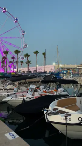 Summer vibes 🎡🌴#Summer #españa🇪🇸 #puertomarina #malaga#benalmadena 