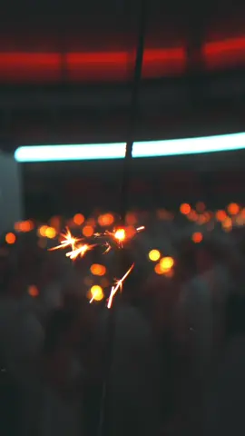 What a magical evening at Dîner en Blanc Vancouver!✨ From mingling at D/6 Bar & Lounge to the unforgettable Sparkler Moment, tonight was truly enchanting. Thank you to everyone who made it so special! #DinerenBlanc #VancouverEvents #UnforgettableNight#DinerenBlancVancouver #vancouver #yvreats #604eats #밴쿠버 