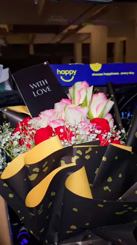 When he apologized with flowers ❤️🫠