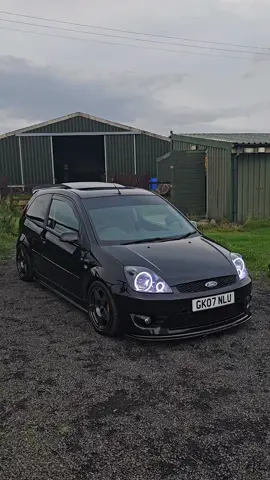 MK6 Fiesta 🔛🔝 #carsoftiktok #carcontent #fordfiesta #modifiedcars #carcommunity #carscenetiktok #mk6fiesta 
