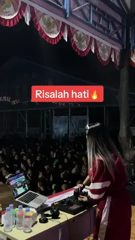 Selerong Menyalaaaa🙌🏽🔥 #yuliaakampoi #kampoi #terkampoikampoi #dj #event #hut79republikindonesia #selerong #kutaikartanegara #risalahhati #fyp #fypシ #fypシ゚viral #fypage #fyppppppppppppppppppppppp 