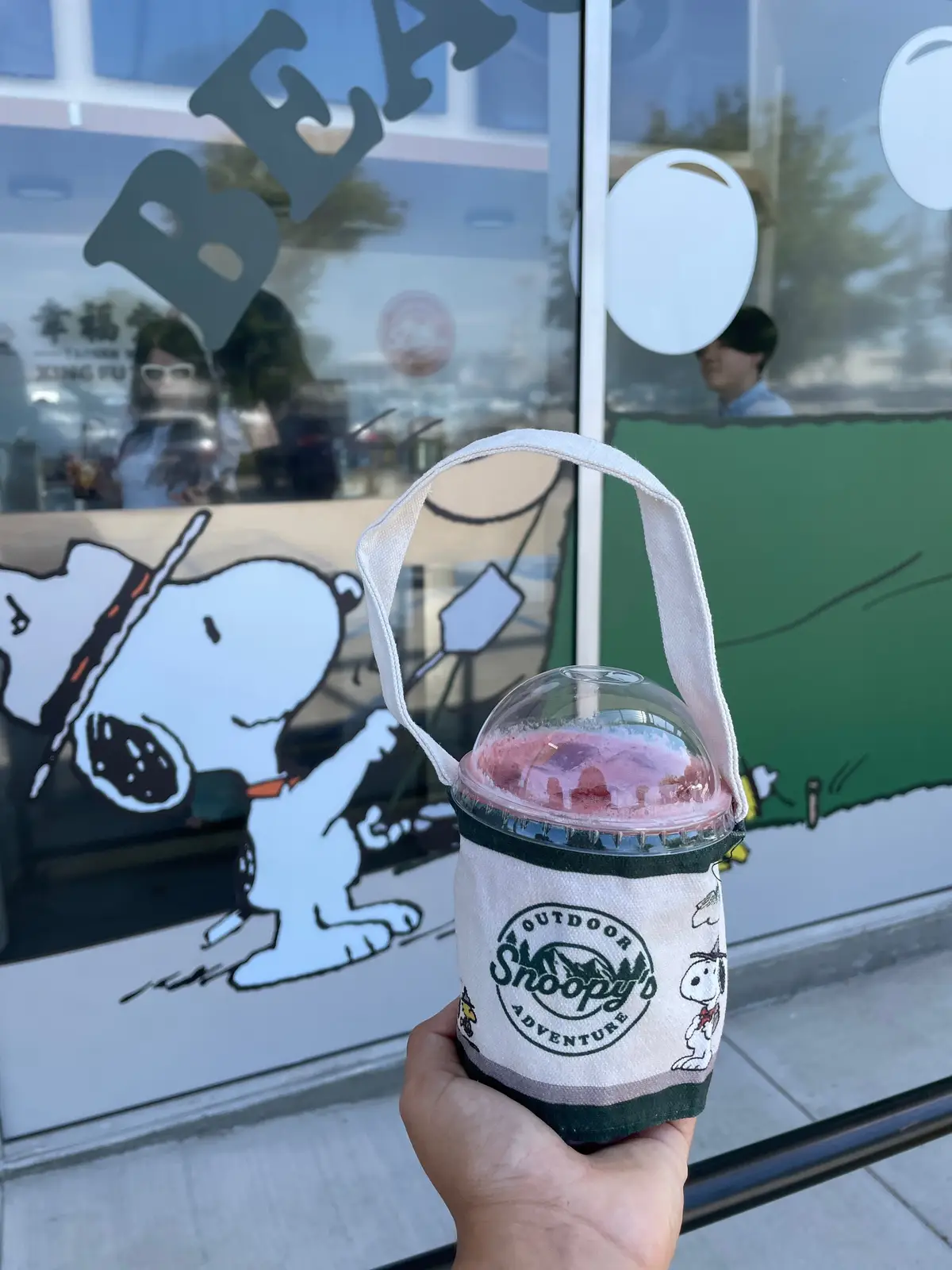 THIS IS SO CUTE !!!!! 🥹💗 #foryou #snoopy #cupsleeveevent @Xing Fu Tang USA 