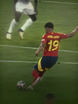 Cùng nhìn lại pha cứa lòng của Lamine Yamal🇪🇸 #lamineyamal #yamal #euro #EURO2024 #spain #football #trending #fyp #viral 